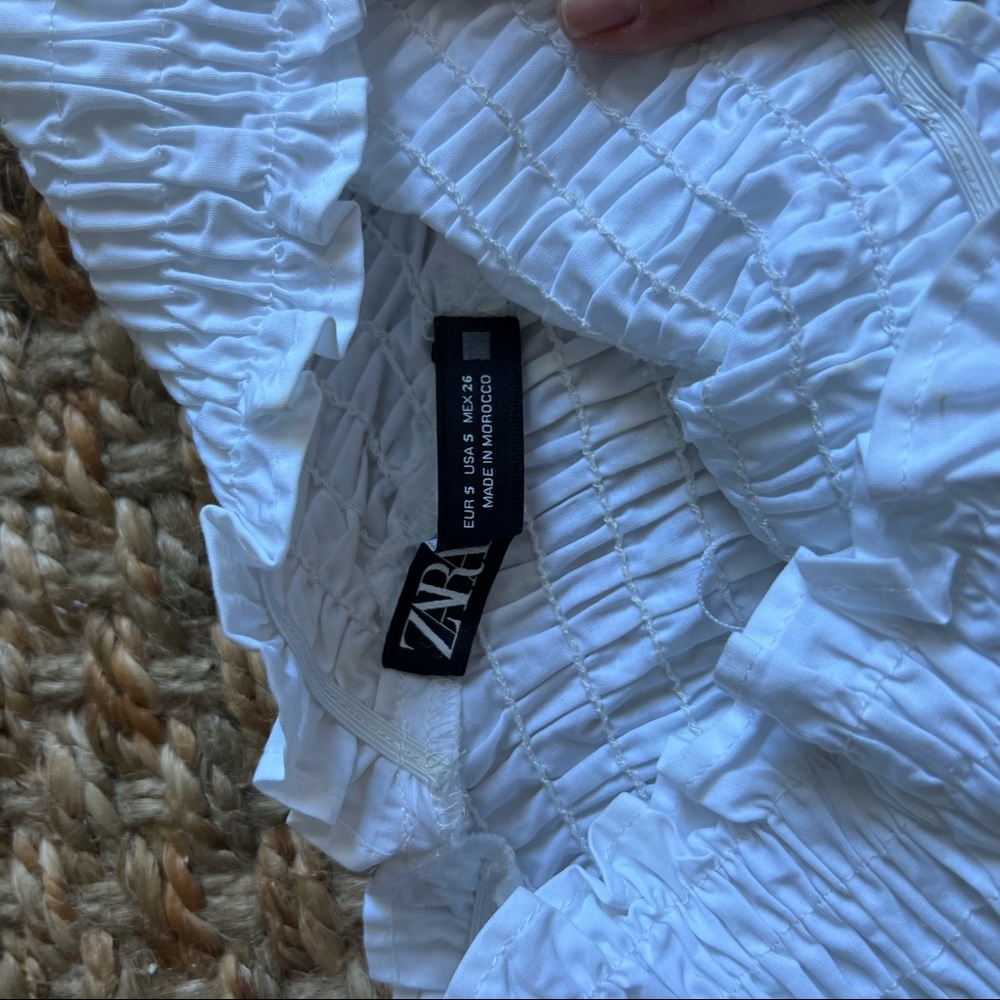 Zara Ruched Top - Picture 4 of 4